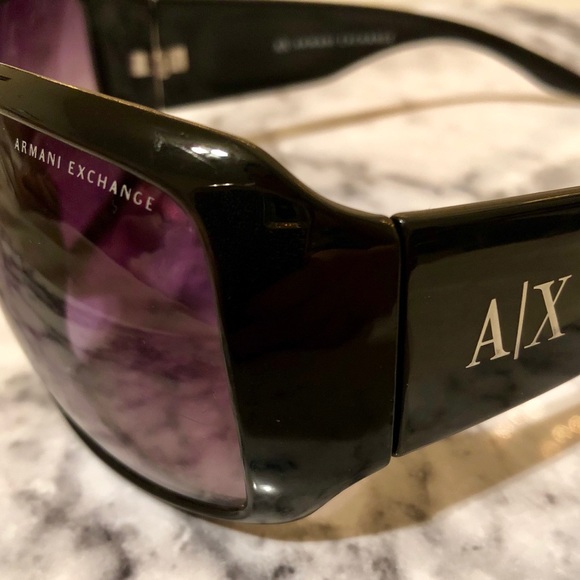 A/X Armani Exchange Accessories - Armani Exchange Classic Oversized Black Sunnies🖤